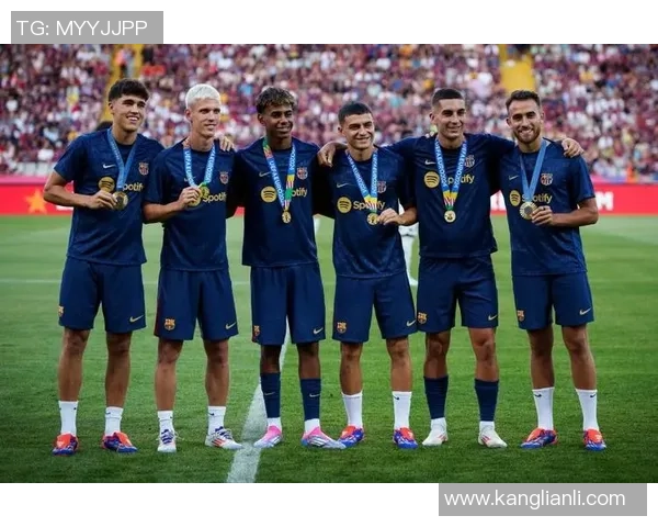 巴萨球星解析国家足球联赛发展前景与挑战 巴萨球星解析国家足球联赛发展前景与挑战