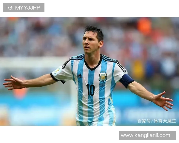 二十三号足球球星有哪些各具特色的代表人物及其成就解析 二十三号足球球星有哪些各具特色的代表人物及其成就解析