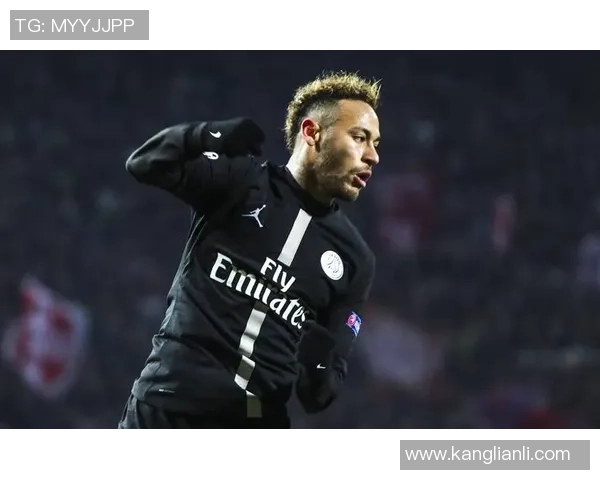 去年最受关注的足球明星是谁 他的精彩表现征服了全世界球迷