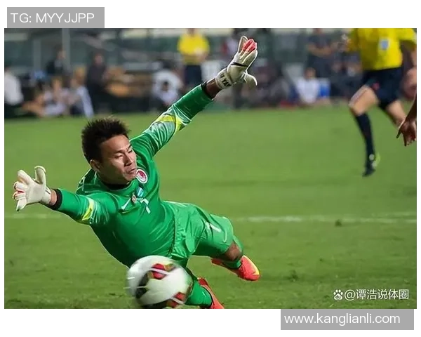 遛猴足球球星再度惊艳绿茵场展现极致控球艺术与无与伦比的比赛智慧